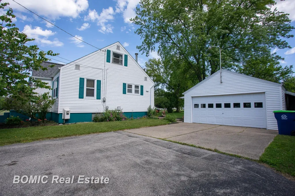 3303 Tatham Road Bridgeport Charter Township MI 48601