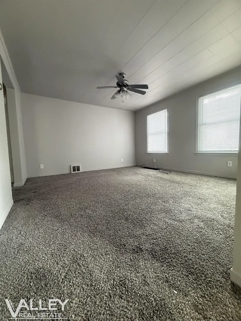 2607 Morgan Street Saginaw City MI 48602