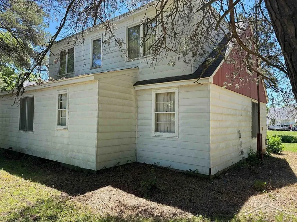 1800 W Shepherd Road Midland City MI 48642