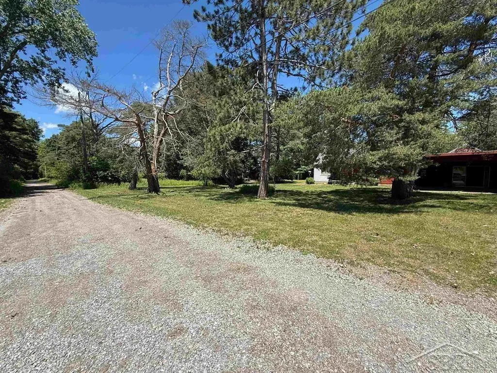 1800 W Shepherd Road Midland City MI 48642