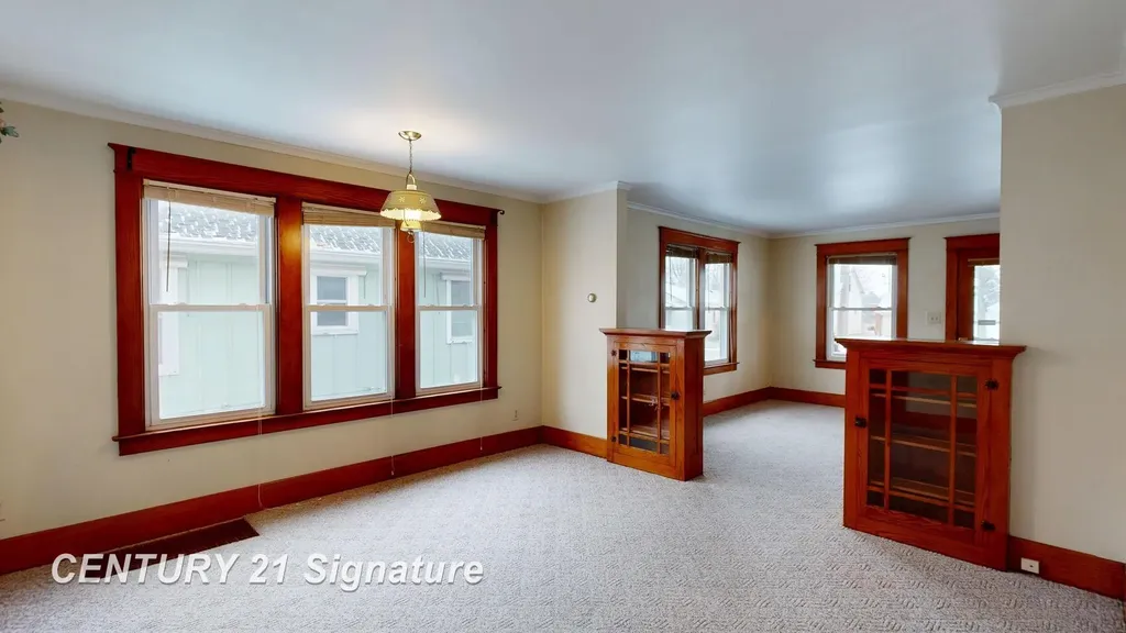 1548 Maine Street Saginaw City MI 48603