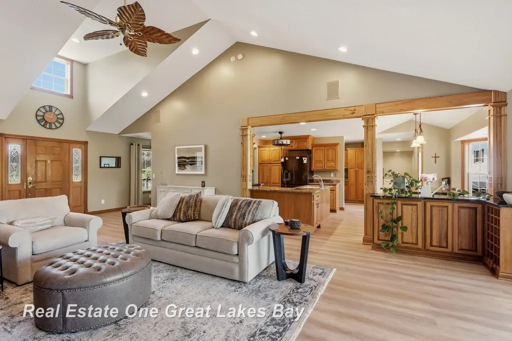 2530 N River Road Thomas Township MI 48609