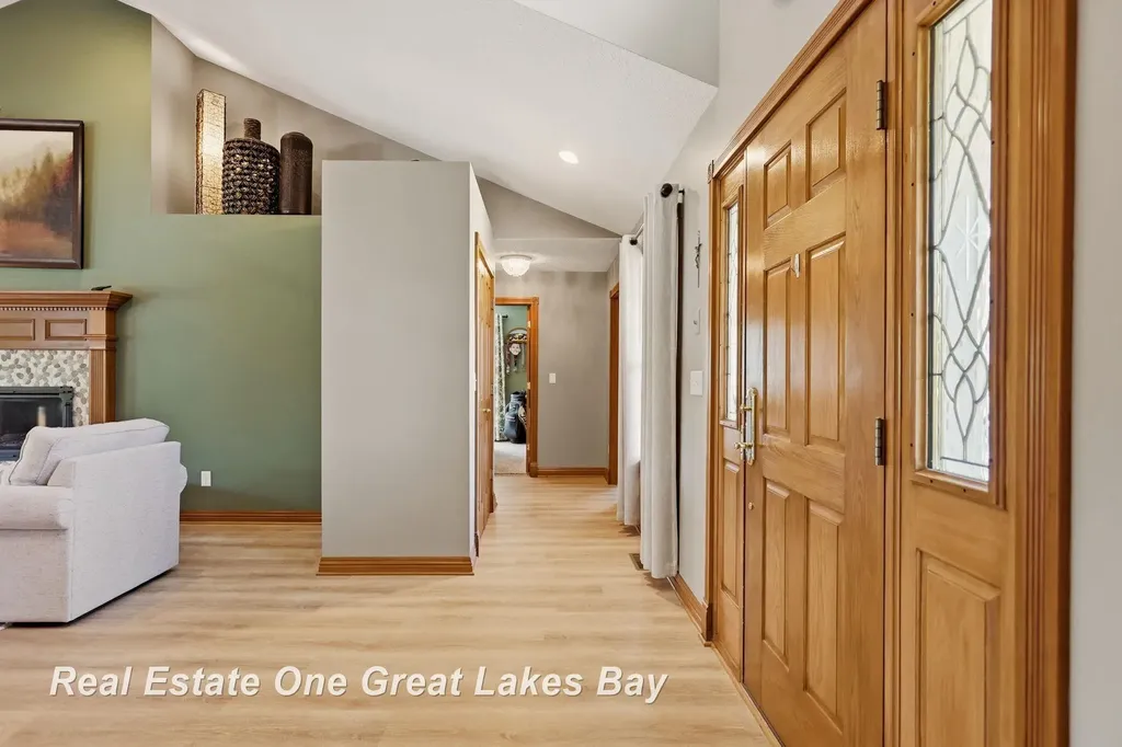 2530 N River Road Thomas Township MI 48609