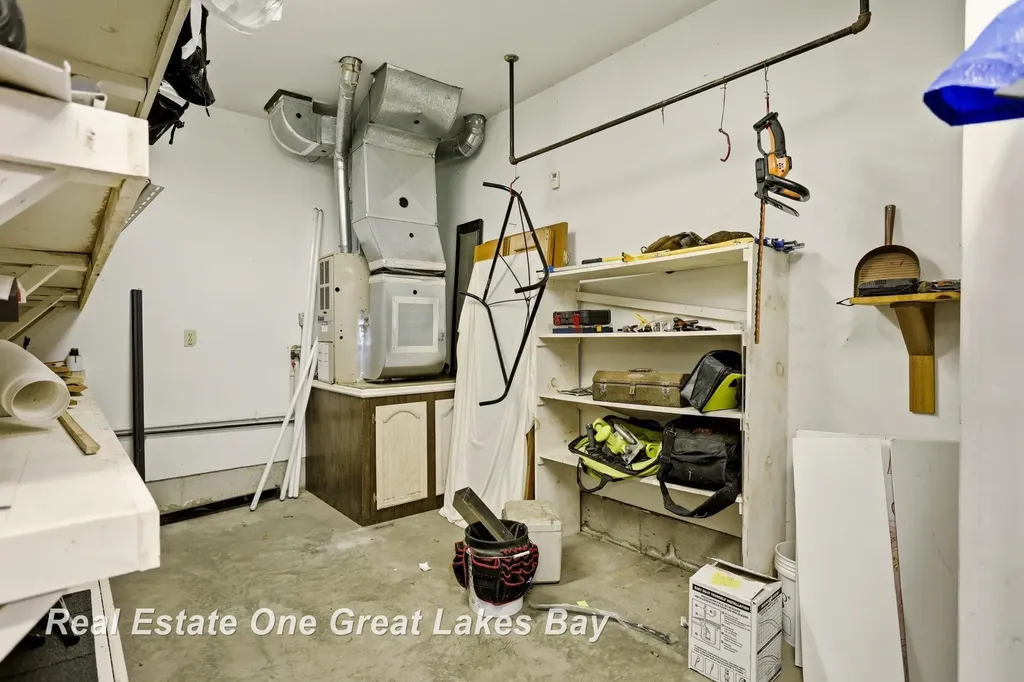 2530 N River Road Thomas Township MI 48609