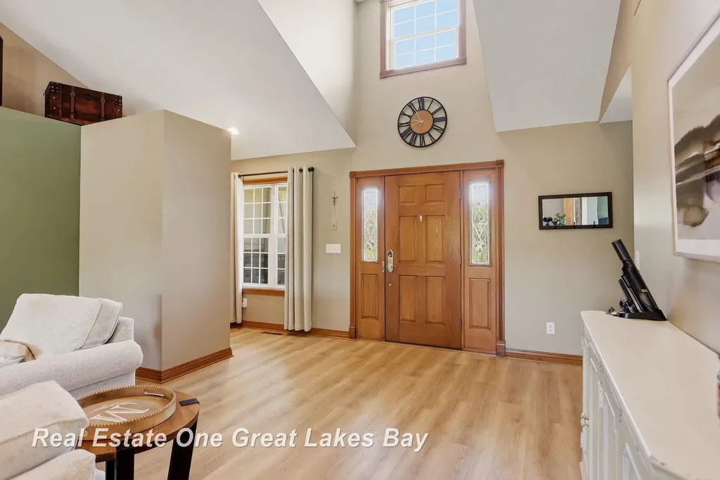 2530 N River Road Thomas Township MI 48609