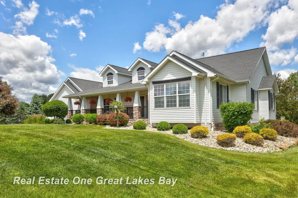 2530 N River Road Thomas Township MI 48609
