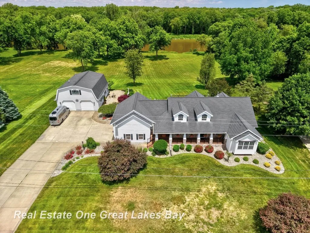 2530 N River Road Thomas Township MI 48609