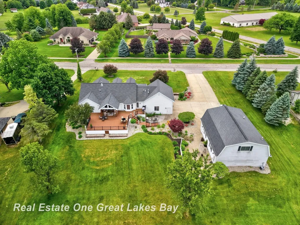 2530 N River Road Thomas Township MI 48609