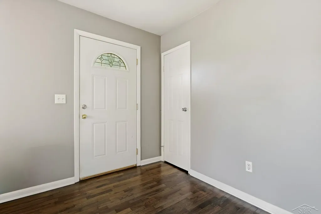 3374 Meyer Place Saginaw Charter Township MI 48603