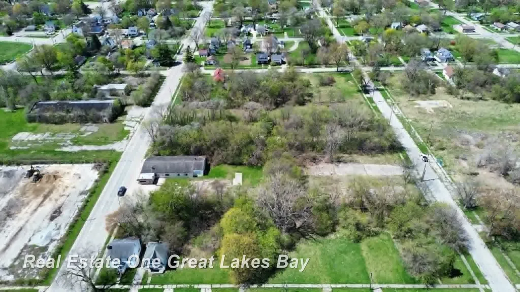 1317 S Park Avenue Saginaw City MI 48601