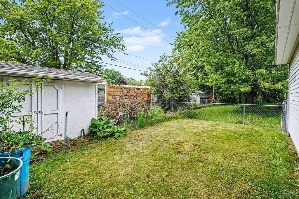 4509 Cadillac Place Carrollton Township MI 48604