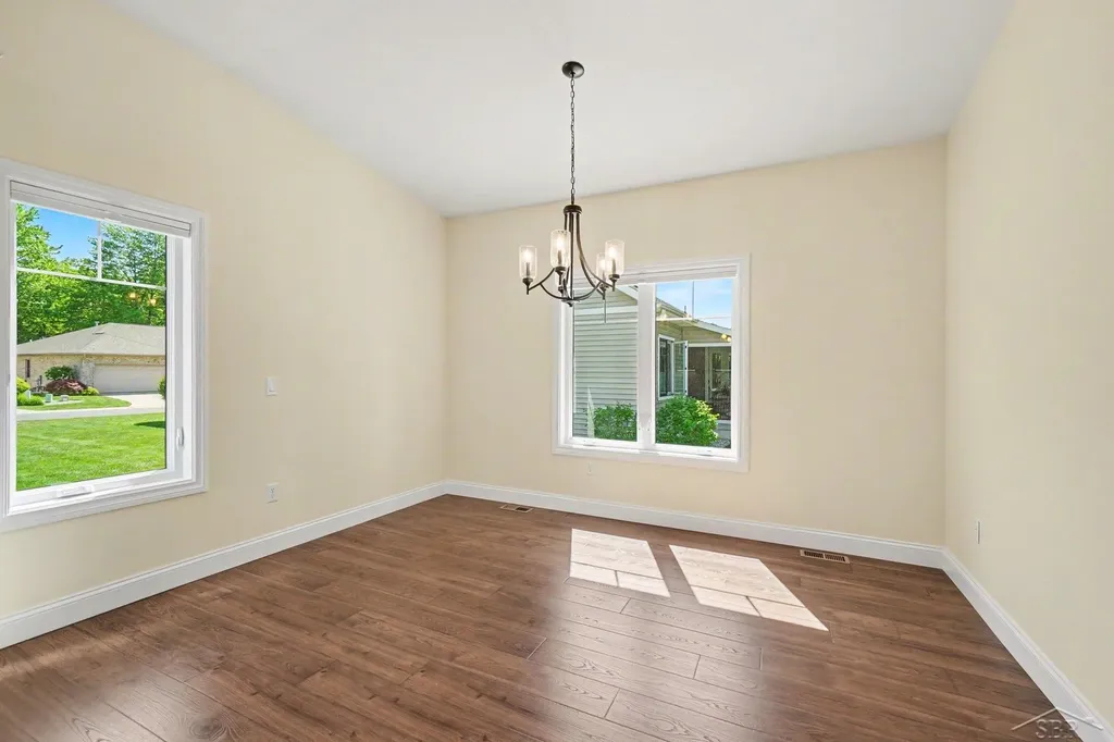 5409 Greenridge Drive Midland City MI 48640