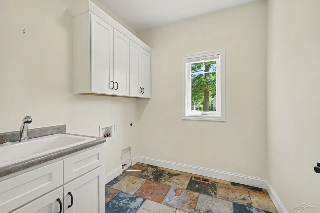 5409 Greenridge Drive Midland City MI 48640
