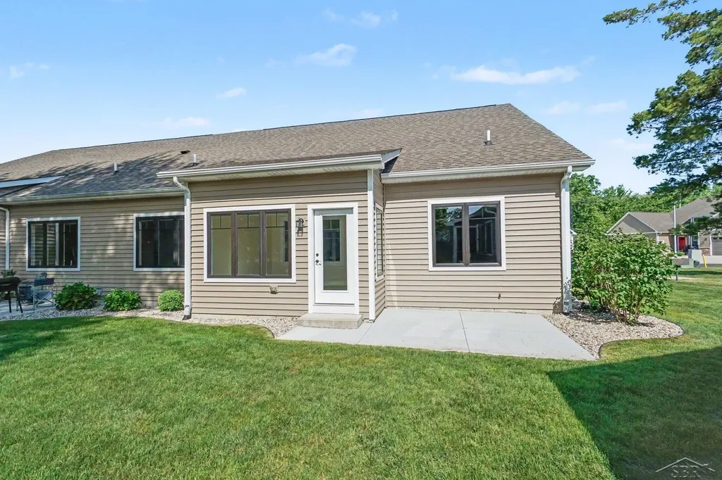 5409 Greenridge Drive Midland City MI 48640