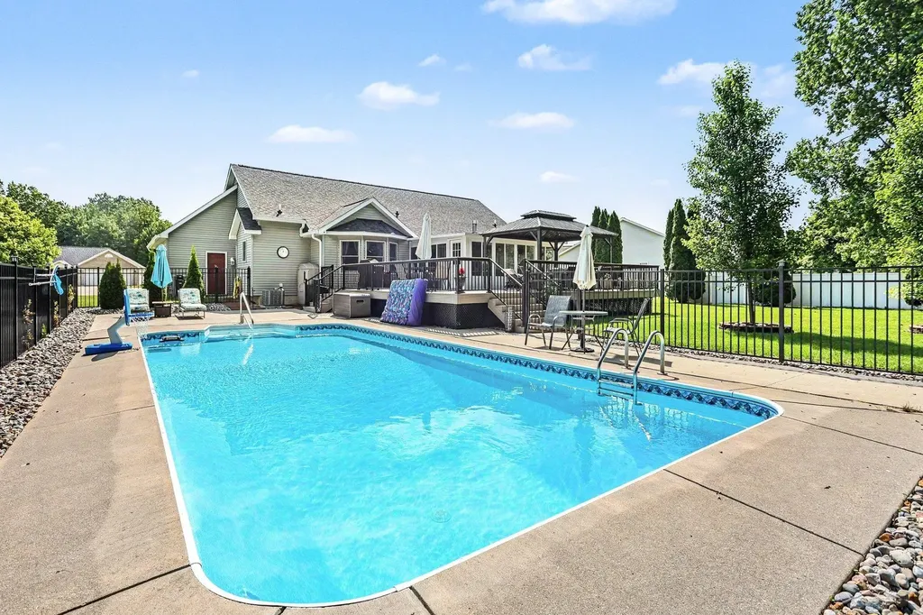 11119 W Glen Drive Vienna Charter Township MI 48420