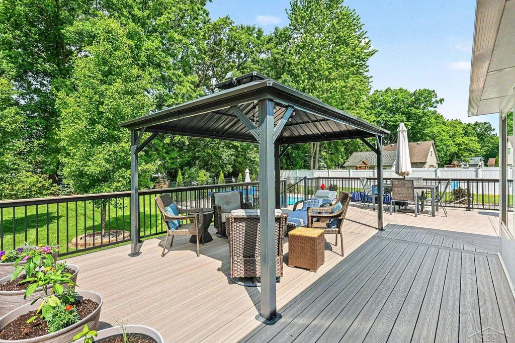 11119 W Glen Drive Vienna Charter Township MI 48420