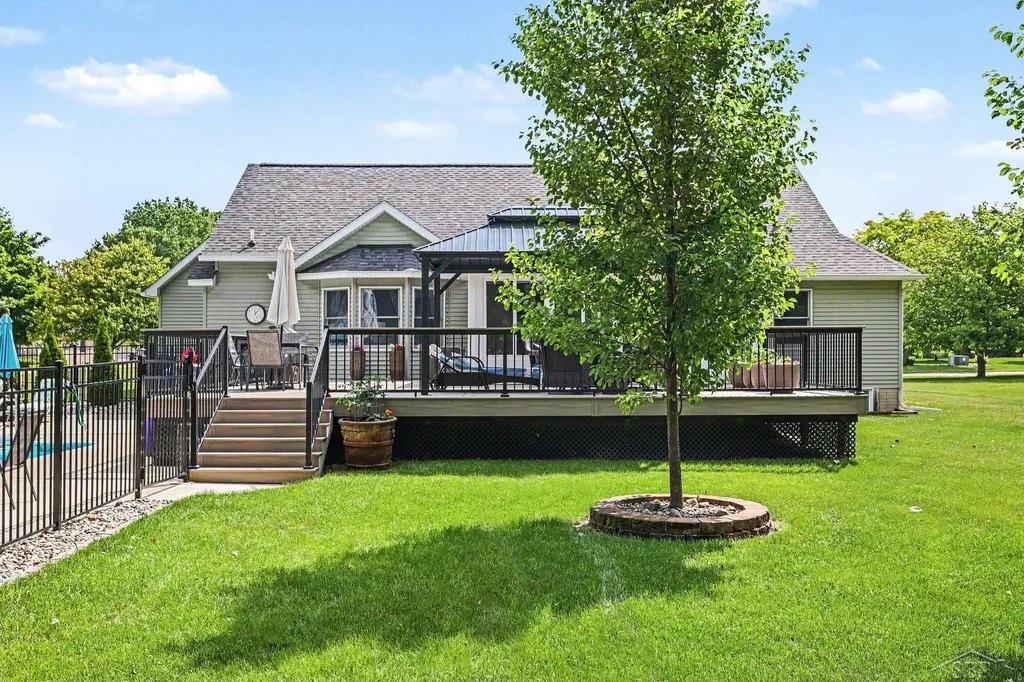 11119 W Glen Drive Vienna Charter Township MI 48420