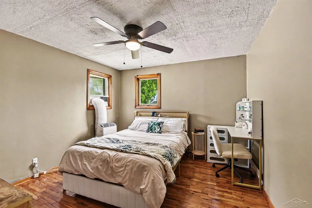 309 E Jeanette Street Bay City City MI 48706
