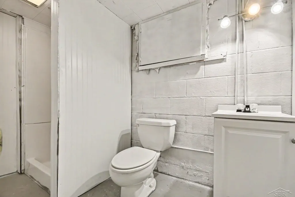 309 E Jeanette Street Bay City City MI 48706
