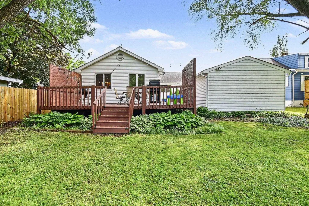 309 E Jeanette Street Bay City City MI 48706