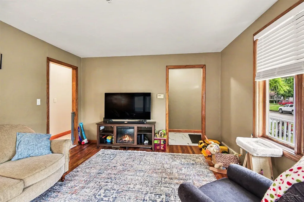 309 E Jeanette Street Bay City City MI 48706