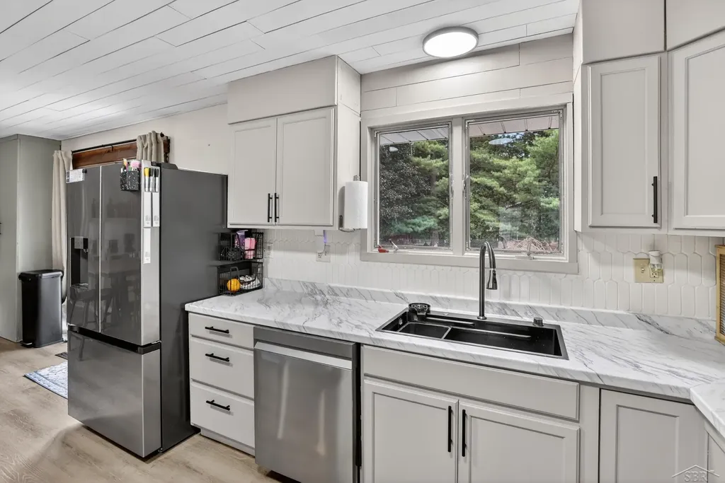3121 Dale Street Hayes Township MI 48625