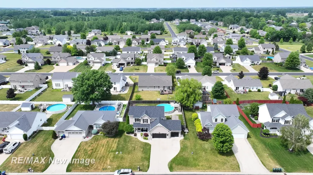 5630 Corydalis Drive Saginaw Charter Township MI 48603