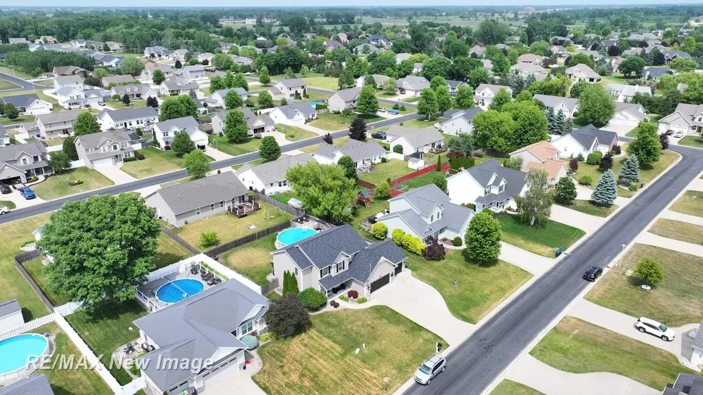 5630 Corydalis Drive Saginaw Charter Township MI 48603