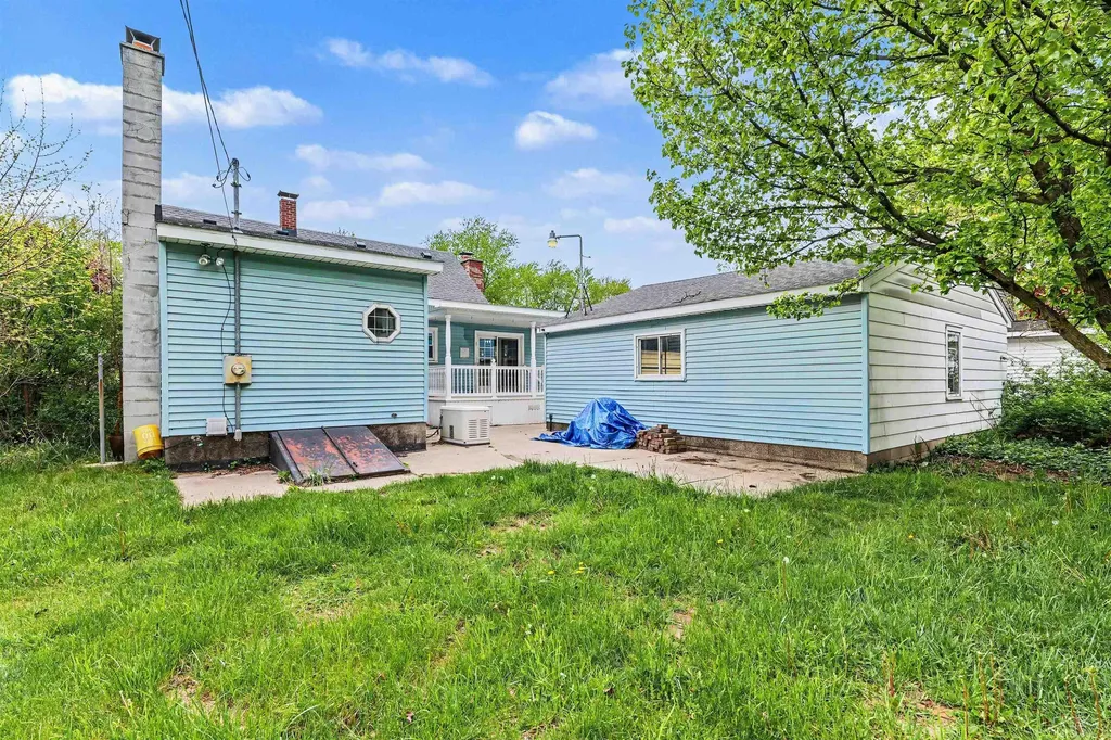 2110 Tennessee Street Midland City MI 48642