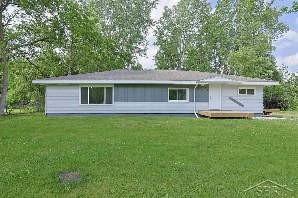 62 Five Mile Road Homer Township MI 48640