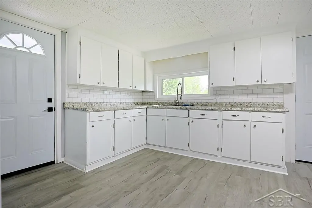 62 Five Mile Road Homer Township MI 48640