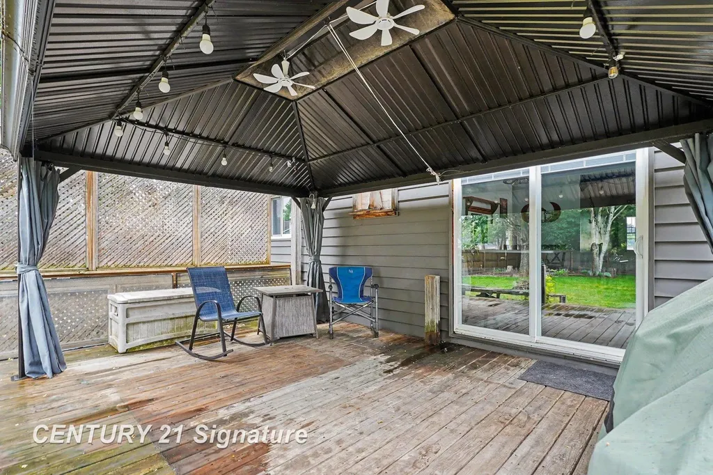 220 S 7th Street Tittabawassee Township MI 48623