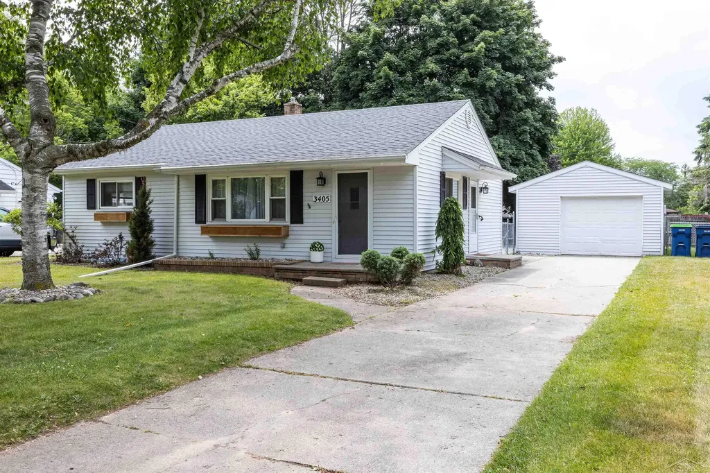 3405 Meyer Place Saginaw Charter Township MI 48603