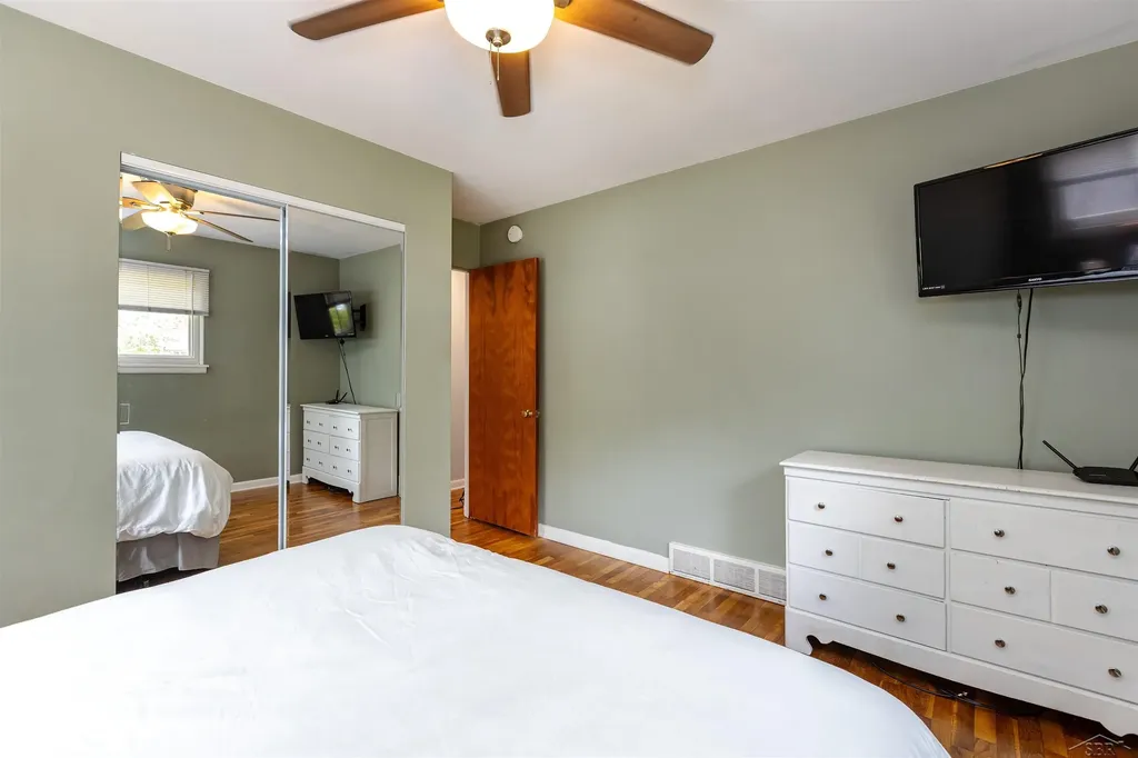 3405 Meyer Place Saginaw Charter Township MI 48603