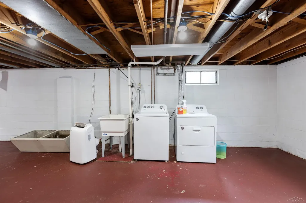 3405 Meyer Place Saginaw Charter Township MI 48603