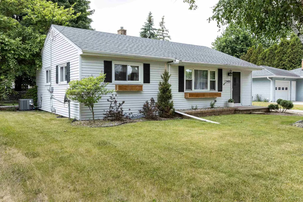 3405 Meyer Place Saginaw Charter Township MI 48603