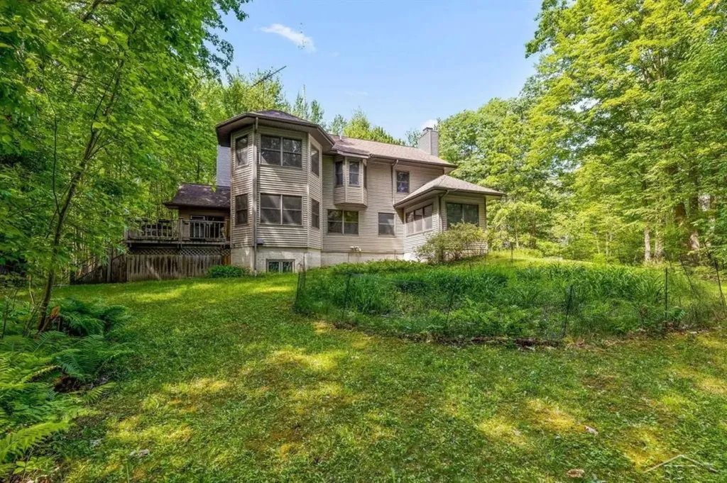 4455 N Ehlers Road Larkin Charter Township MI 48642