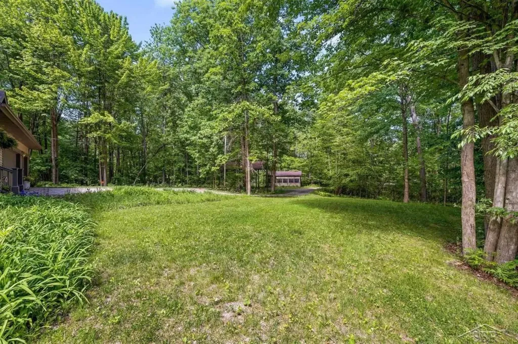 4455 N Ehlers Road Larkin Charter Township MI 48642