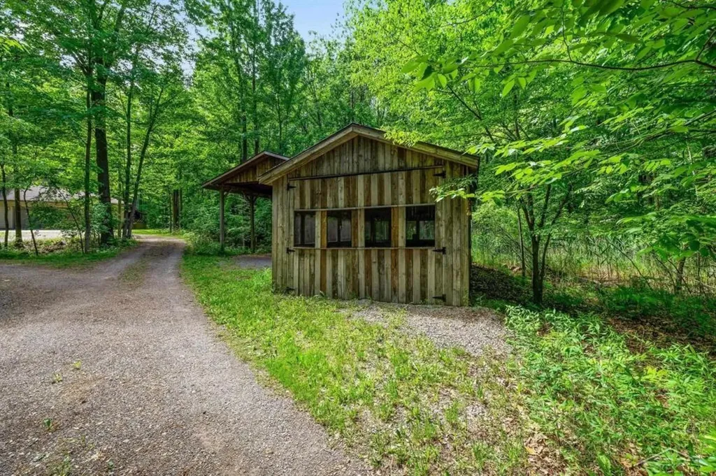 4455 N Ehlers Road Larkin Charter Township MI 48642