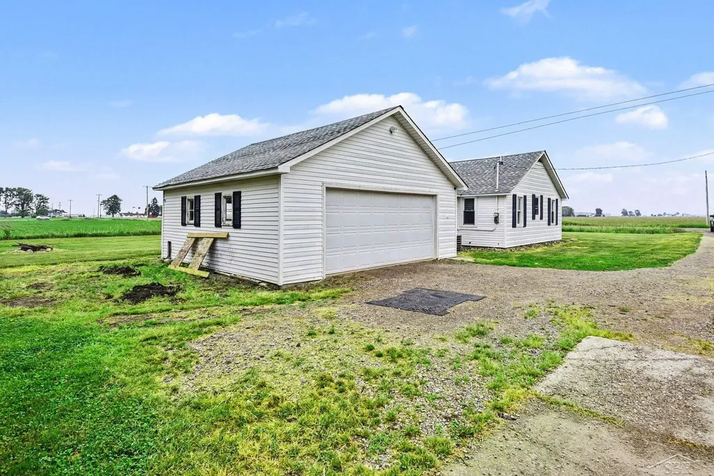 3110 S Merrill Road Lakefield Township MI 48637