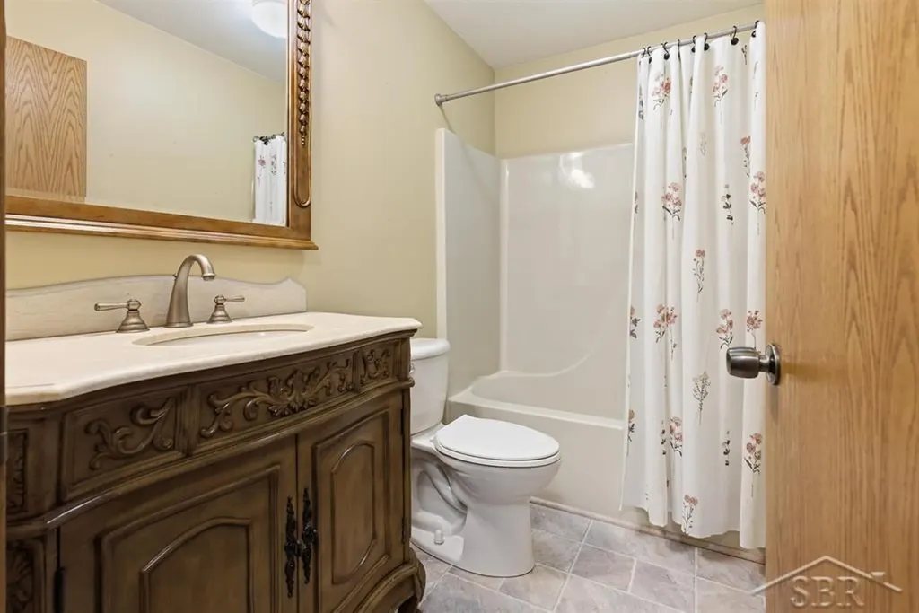 526 Morningside Drive Midland City MI 48640