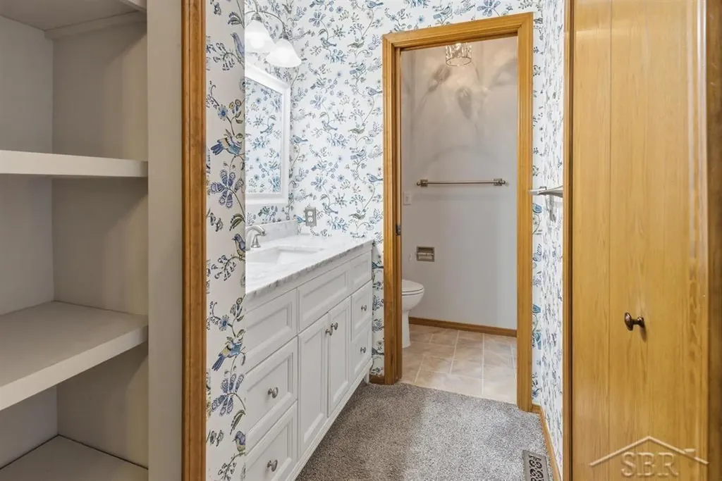 526 Morningside Drive Midland City MI 48640