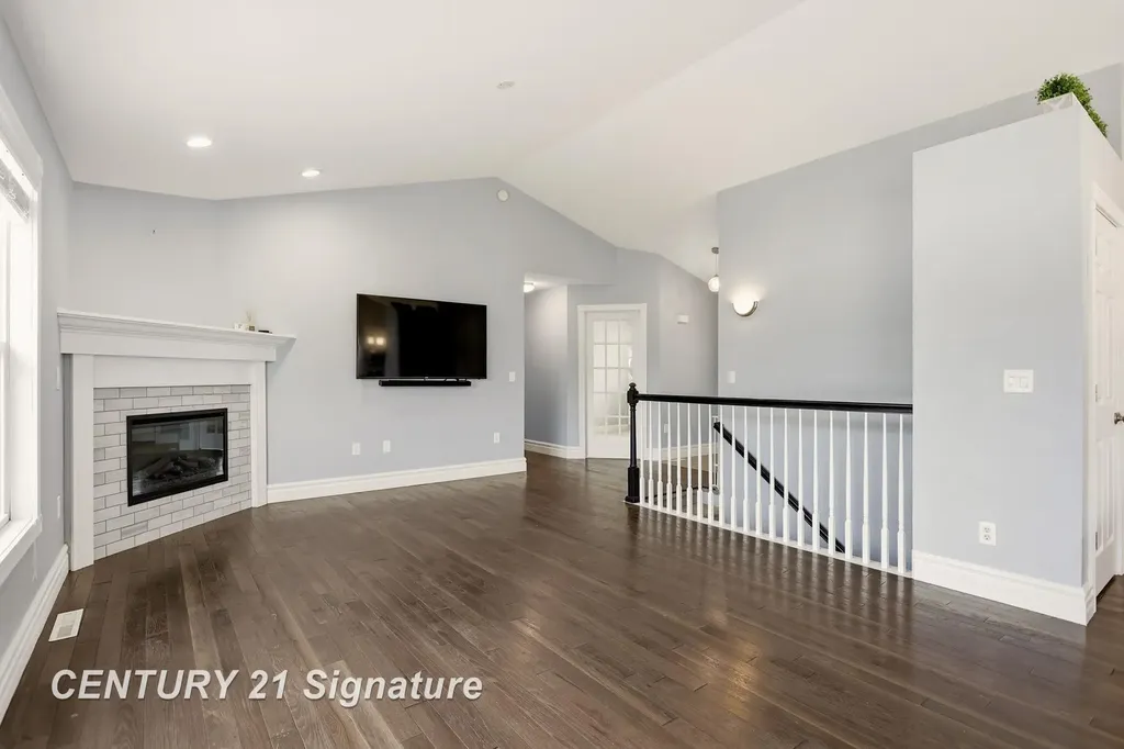 5570 Blackberry Road Saginaw Charter Township MI 48603