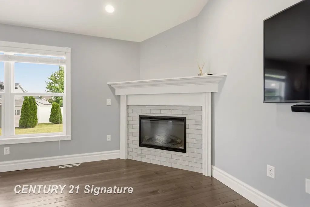 5570 Blackberry Road Saginaw Charter Township MI 48603