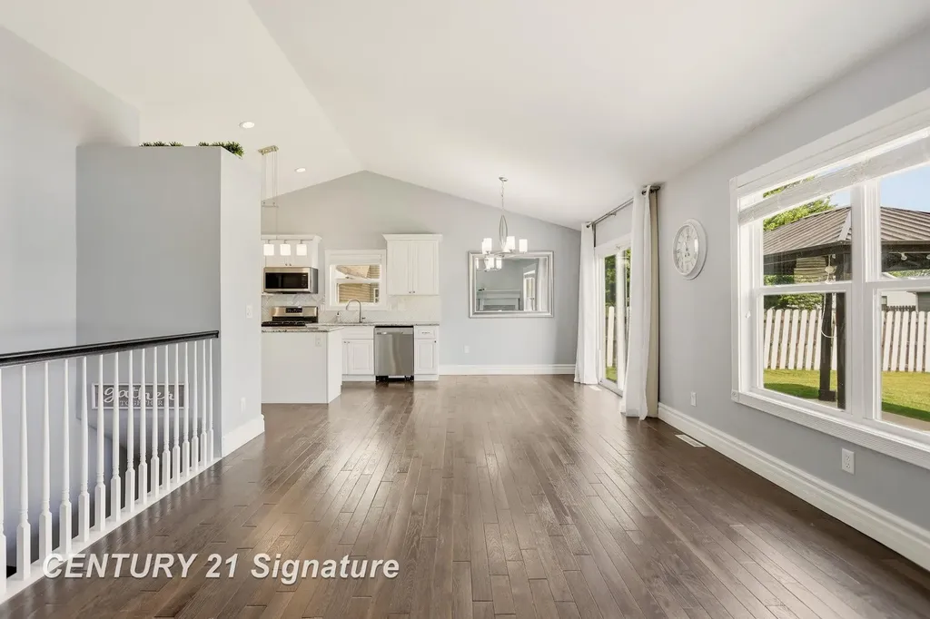 5570 Blackberry Road Saginaw Charter Township MI 48603