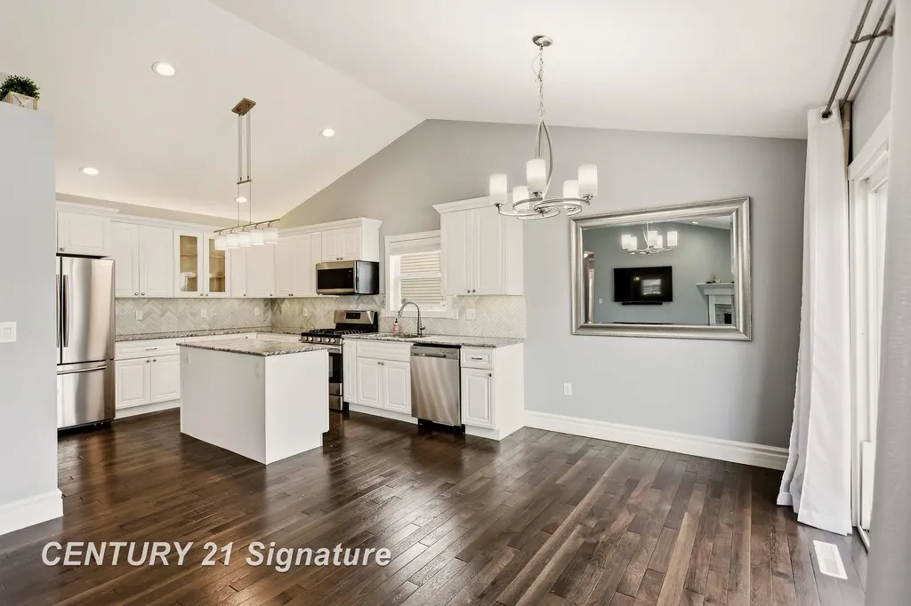 5570 Blackberry Road Saginaw Charter Township MI 48603