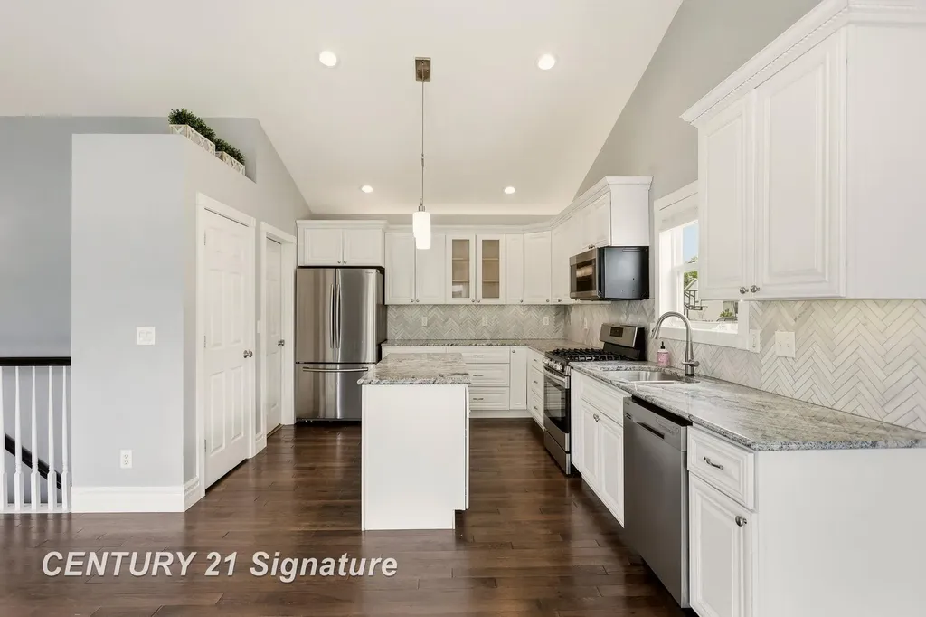 5570 Blackberry Road Saginaw Charter Township MI 48603
