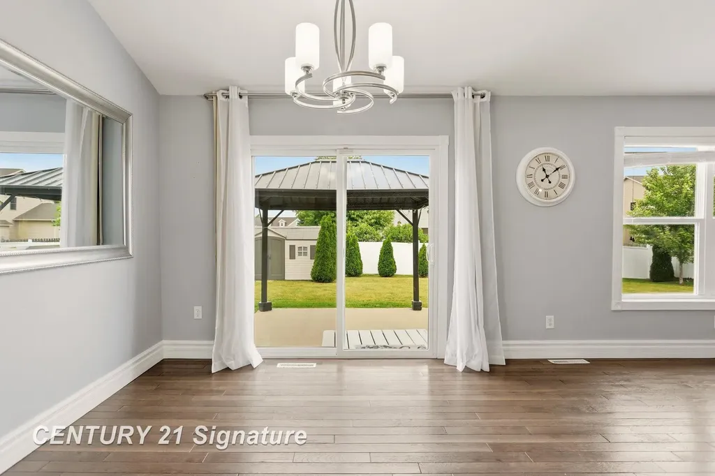 5570 Blackberry Road Saginaw Charter Township MI 48603