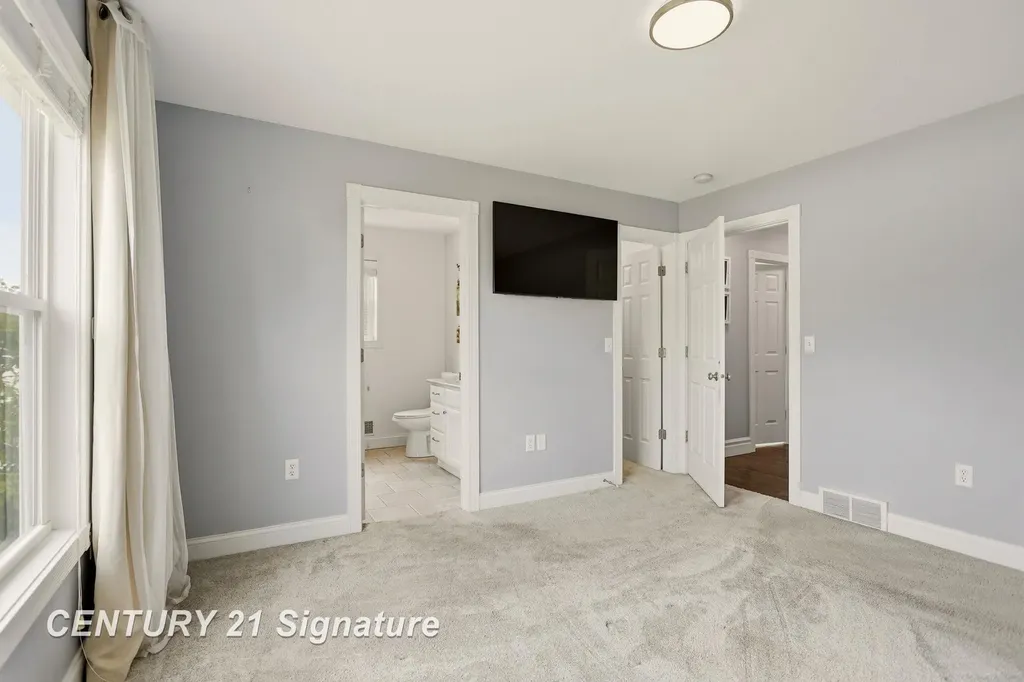 5570 Blackberry Road Saginaw Charter Township MI 48603