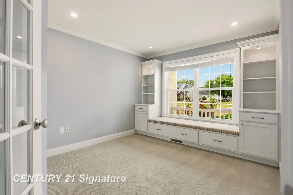 5570 Blackberry Road Saginaw Charter Township MI 48603